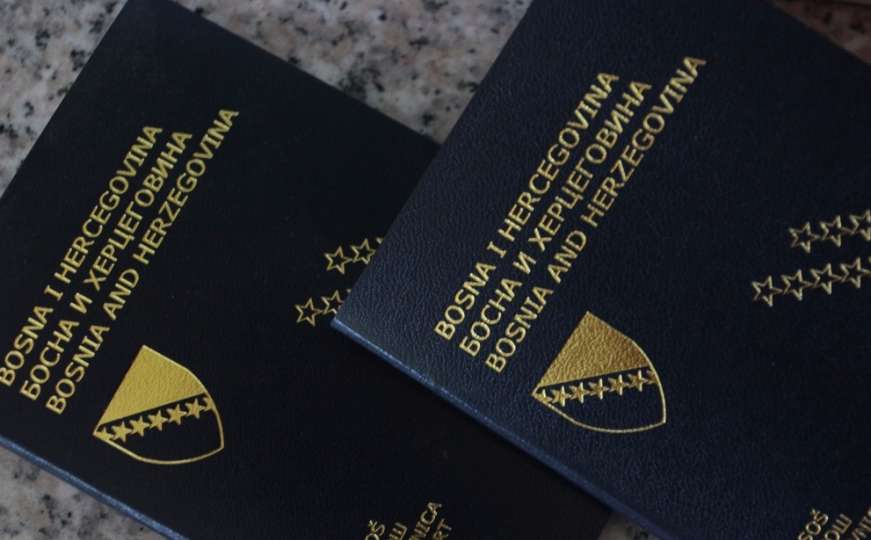 Na graničnim prelazima BiH novi uređaj za kontrolu pasoša 