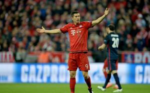 Kolašincu pet minuta u porazu Schalkea od Bayerna: Lewandowski igrač utakmice