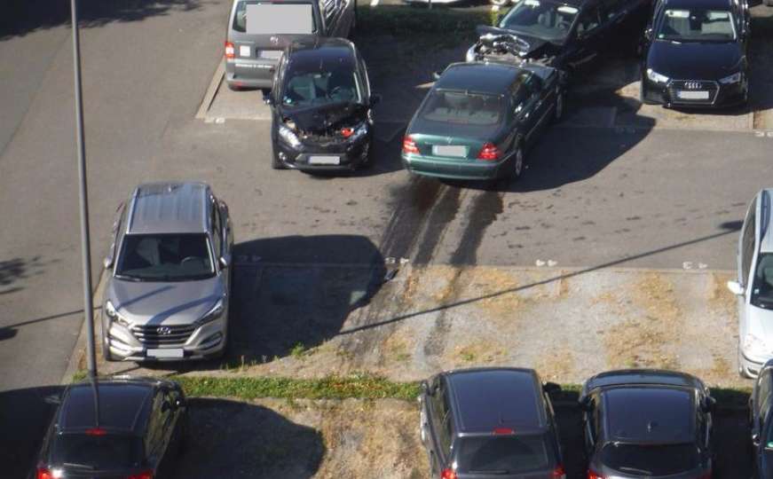 Bakica u Njemačkoj na parkiralištu uspjela uništiti 14 automobila