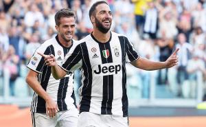 Juventus rutinski savladao Sassuolo, Pjanić pogodio na debiju