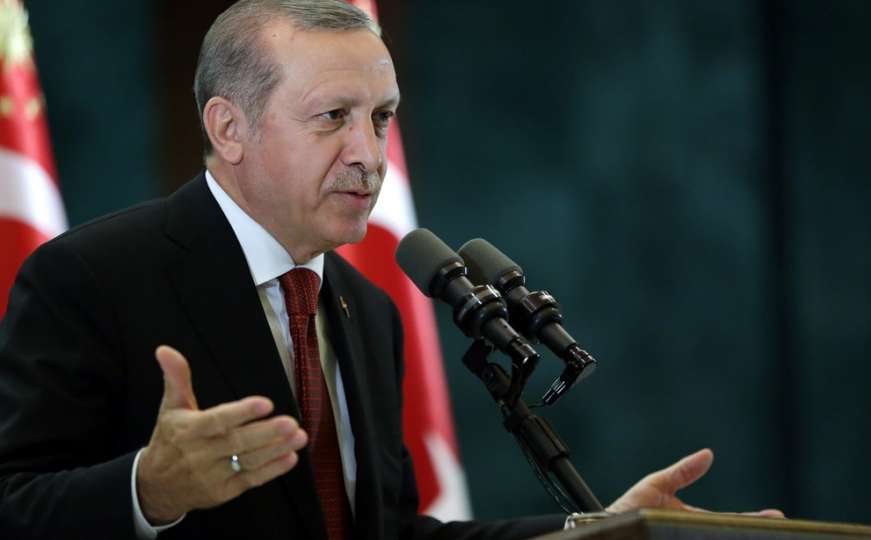 Orhan Pamuk osudio Erdoganove metode: Sloboda mišljenja ne postoji