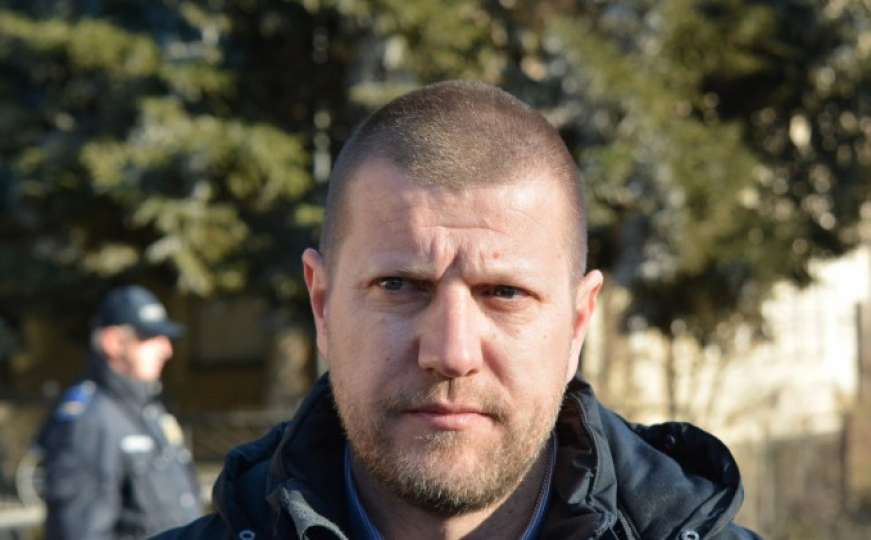 Koridor "ve ce": Ismir Jusko oglasio se na Facebooku nakon gafa