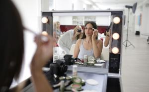 Neobično pitanje i video „Jeste li lijepi?“ najavljuje novu dm kampanju