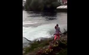 Pogledajte: Djevojka skočila u hladnu Unu kako bi spasila psa