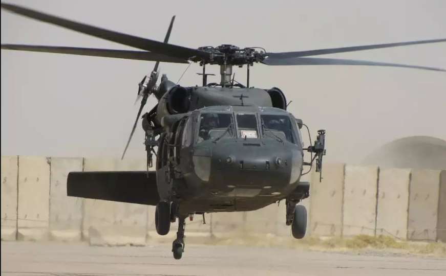 Pao vojni helikopter za obuku, poginula dva pilota