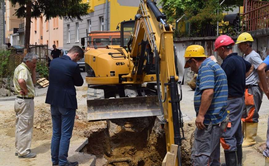 Zbog kvara na vodovodnoj cijevi vode neće biti do 18 sati u ovim ulicama