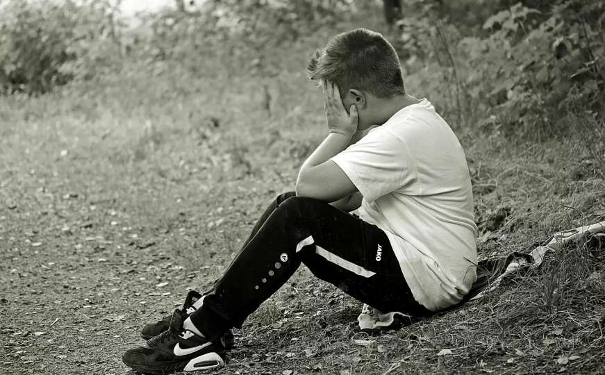 Istraživanja: Zašto se djeca odlučuju na samoubistvo?