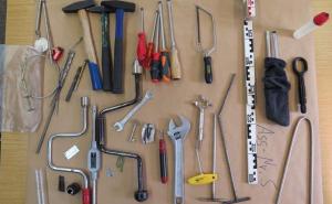 Bosanac, Hrvat i dva Srbina upadali i uzimali ključeve auta