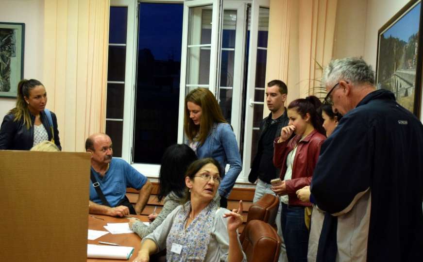 Na referendumu o danu RS-a u Srbiji glasalo 6.400 građana RS-a