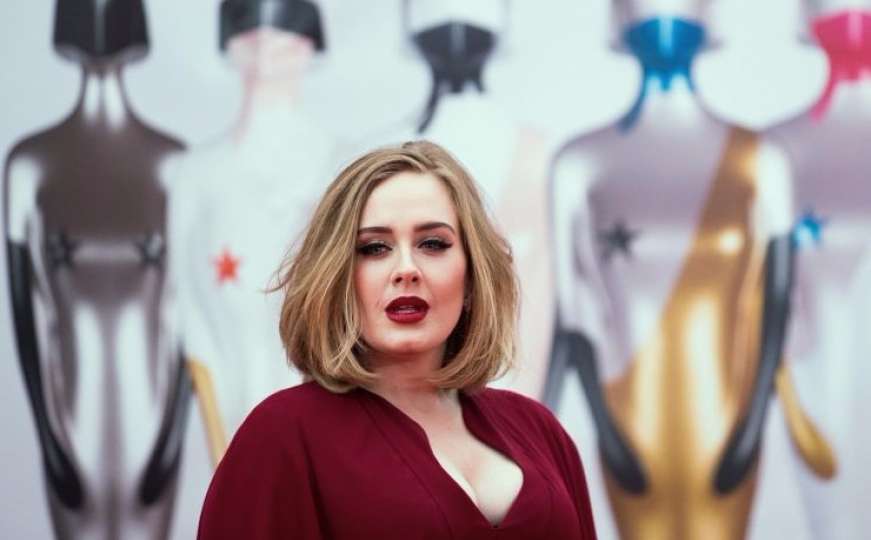 Adele ima najviše prodatih albuma u 21. stoljeću