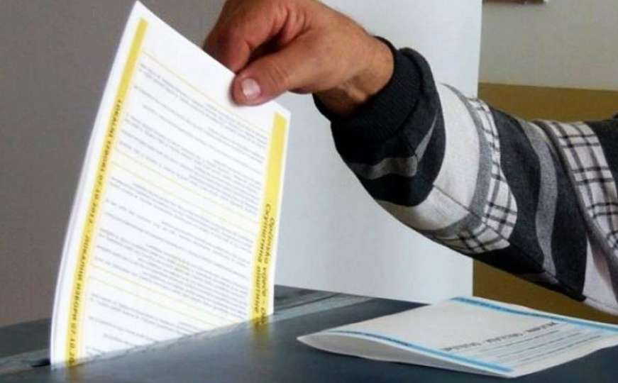 Počelo glasanje u BiH: Svi osim Mostaraca danas biraju lokalne vlasti