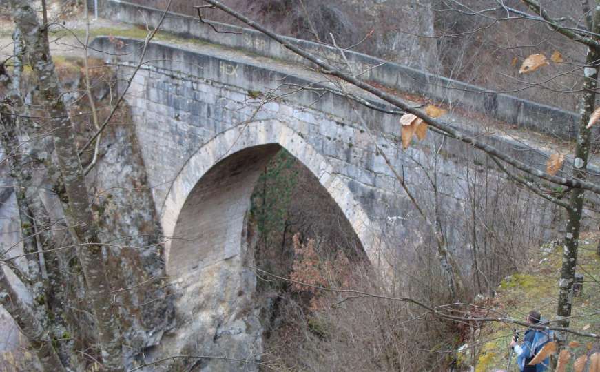 Počela rekonstrukcija nacionalnog spomenika - Mosta na rijeci Žepi
