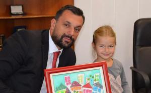 Kantonalna vojska najjača: Djeca pjevala i recitovala Konakoviću