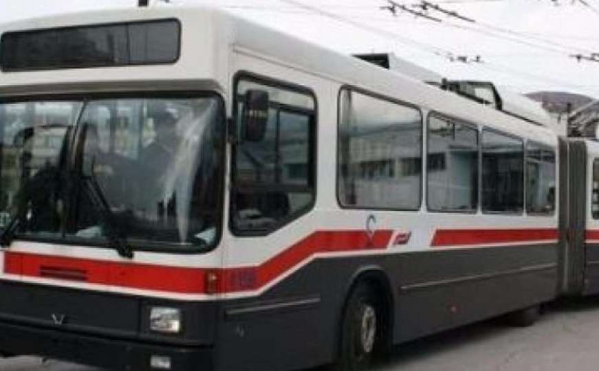 Popodnevna špica: Zbog udesa obustavljen trolejbuski saobraćaj