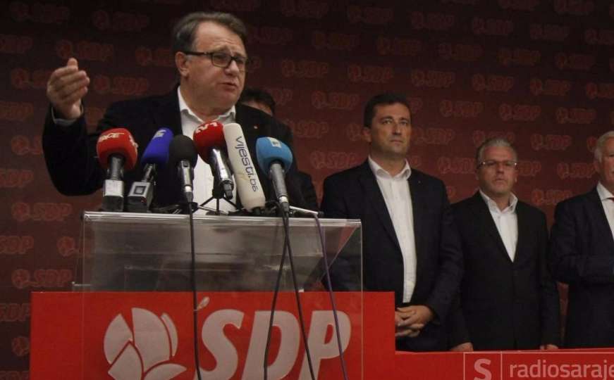 Post-festum izbora: Vladajuća koalicija povećala namete i prodala Bosnalijek 