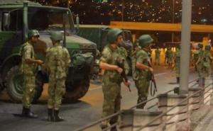 Grčka odbila dati azil sedmorici odbjeglih turskih vojnika