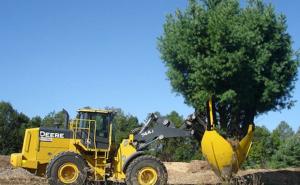 Mašina koja drveću daje "drugu šansu"