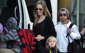 "Angelina je ista svoja majka. Zaustavite je!'