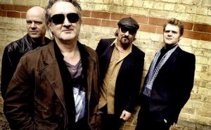 The Mission - Met-Amor-Phosis