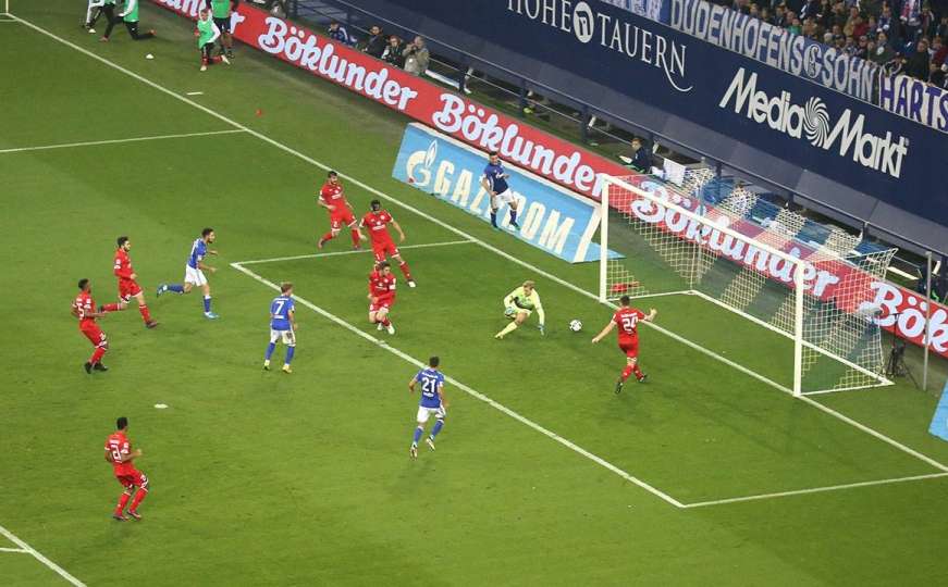 Sead Kolašinac upisao odličnu asistenciju u pobjedi Schalkea