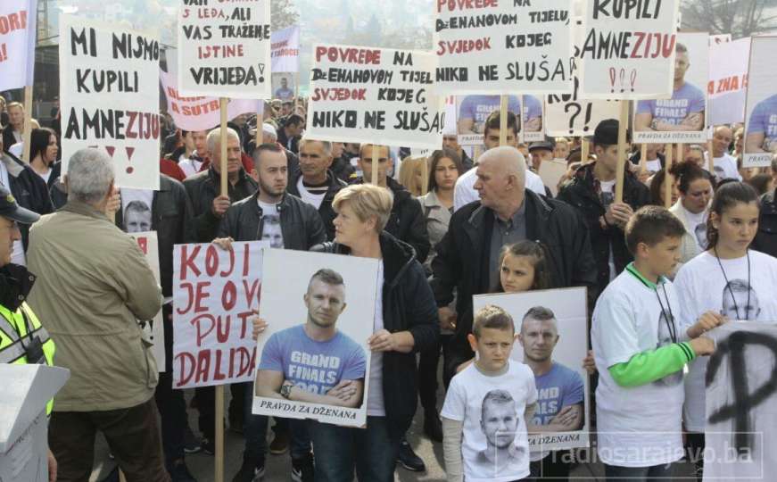 Pogledajte protestnu šetnju za Dženana Memića u centru Sarajeva 