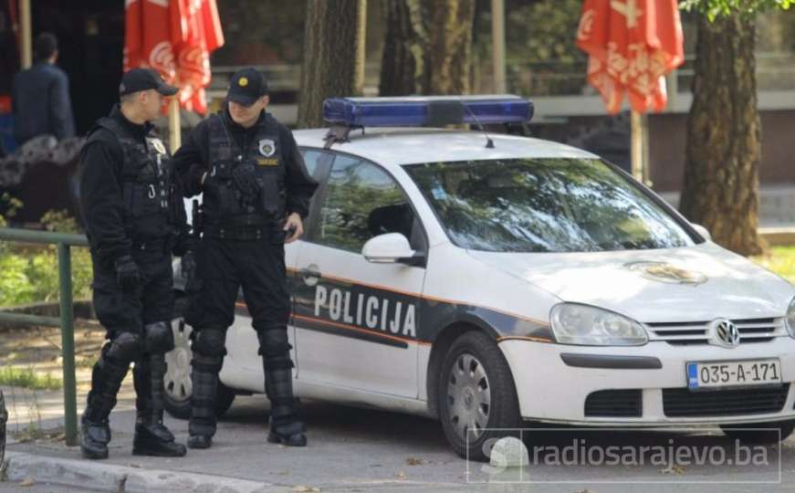 Oduzet mu automobil: Vozio drogiran, a za kazne duguje 7.000 KM