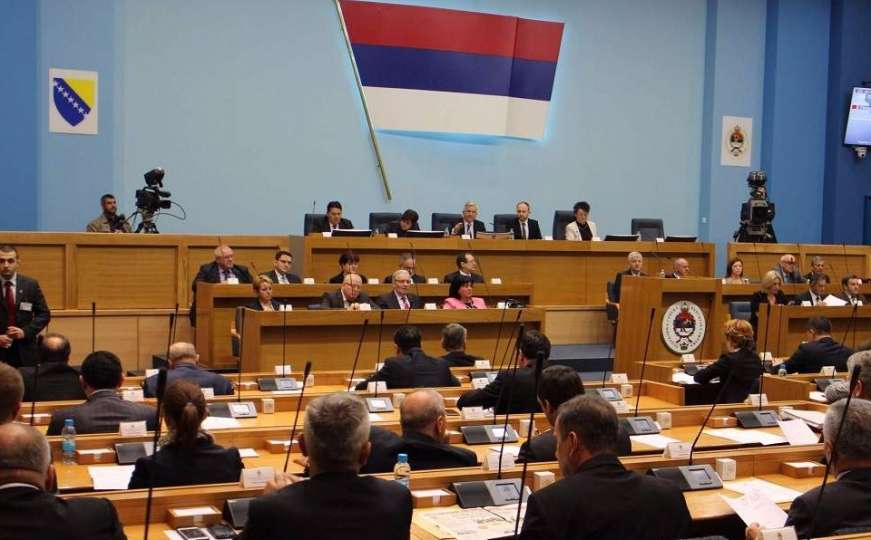Zakon usvojen i pored bojkota Bošnjaka: 9. januar je Dan RS-a
