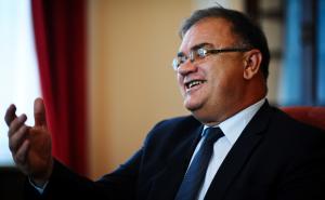 Na Izetbegoviću je da napravi prvi korak ka normalizaciji odnosa sa Srbijom 