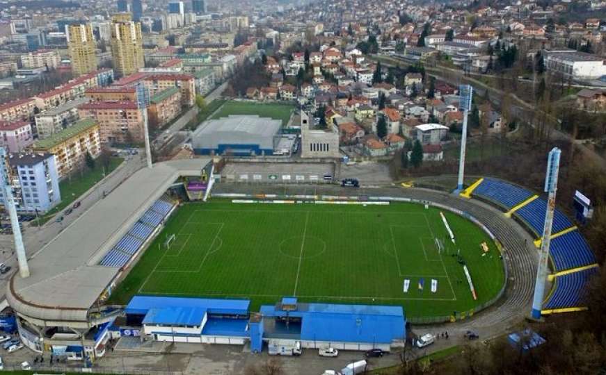 Oštećena cijev kod stadiona Grbavica - nema vode u ovim ulicama