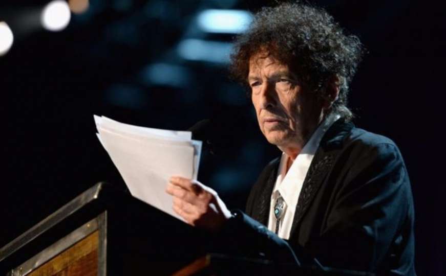 Bob Dylan konačno prekinuo šutnju o Nobelovoj nagradi 