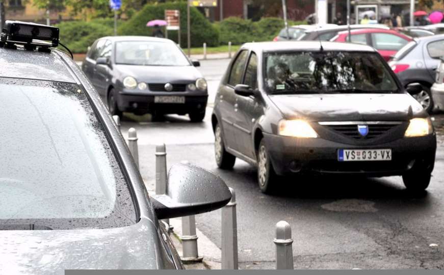 Policija upozorava vozače: Od nedjelje nova pravila na cestama 