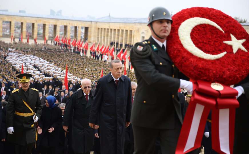 Erdogan položio cvijeće u Ataturkovom mauzoleju