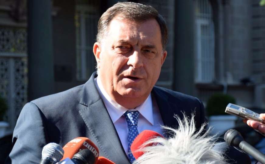 Dodik: Srbi ne smiju 2018. godine birati odmetnike od RS-a