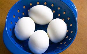 Evo kako ćete oguliti tvrdo kuhano jaje u 30 sekundi ili manje