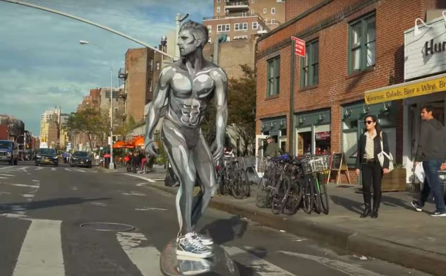 Silver Surfer iz New Yorka: Najbolji kostim za Noć vještica 