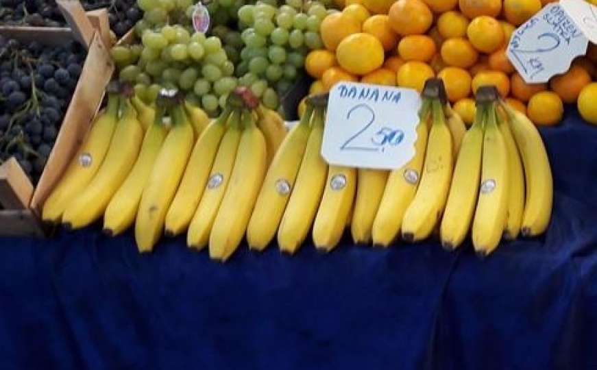 Znate li šta znače oni brojevi na naljepnicama na voću?