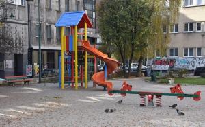 Radost za mališane: Uređeno dječije igralište u ulici Branilaca Sarajeva