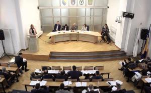 Dramatičan pad intenziteta rada Vlade i Skupštine KS-a u trećem kvartalu