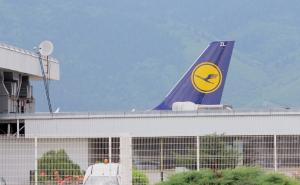 Zbog jakog vjetra bili obustavljeni letovi