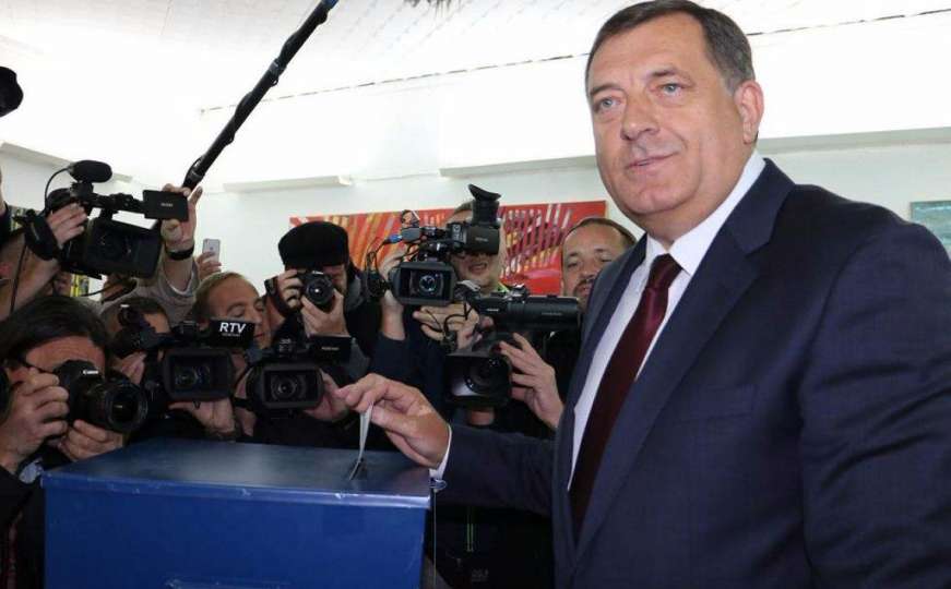 Vijeće naroda RS danas razmatra veto Bošnjaka na odluke o referendumu u RS-u