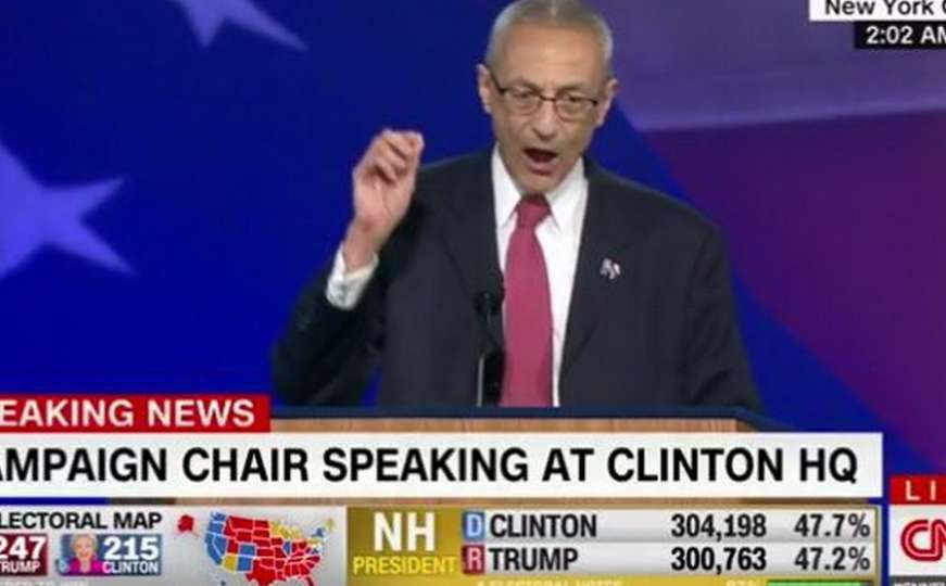 John Podesta: Ponosni smo na Hillary, nije još gotovo