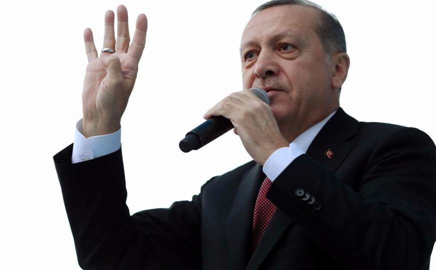 Erdogan: Zapad ne može odlučivati o smrtnoj kazni u Turskoj