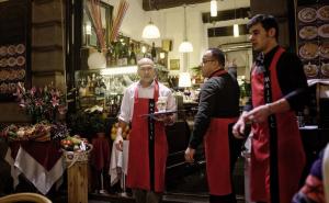 Novi zakon: Kazne do 500 KM za konobare koji nemaju položen stručni ispit