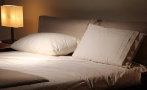 Kako pobijediti "zimsku" nesanicu?