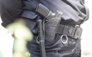 Uz prijetnju pištoljem opljačkan Konzum