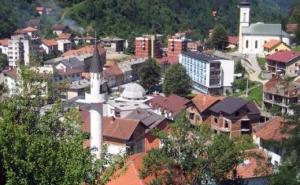 Srebreničani svoja sjećanja danas zatvaraju u vremensku kapsulu