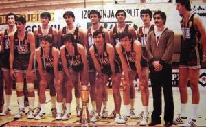 Bosna te treba, ne na društvenim mrežama - nego u Skenderiji