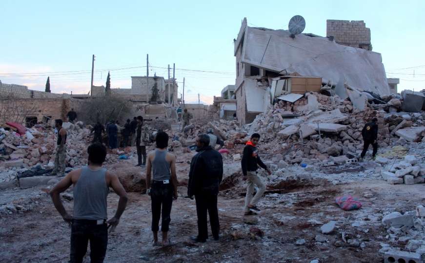U Alepu nema smiraja: Zračni napadi ne prestaju