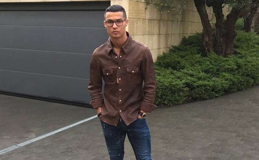 Ronaldo IPAK dokazao da nije gay: Po Parizu prerušen šetao s brinetom
