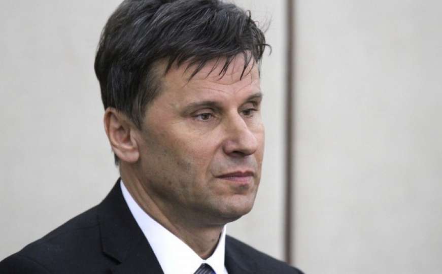 Premijer Fadil Novalić uputio poruku povrijeđenom rudaru